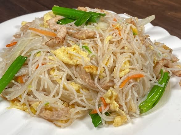 5. Chicken Rice Noodle 雞米粉